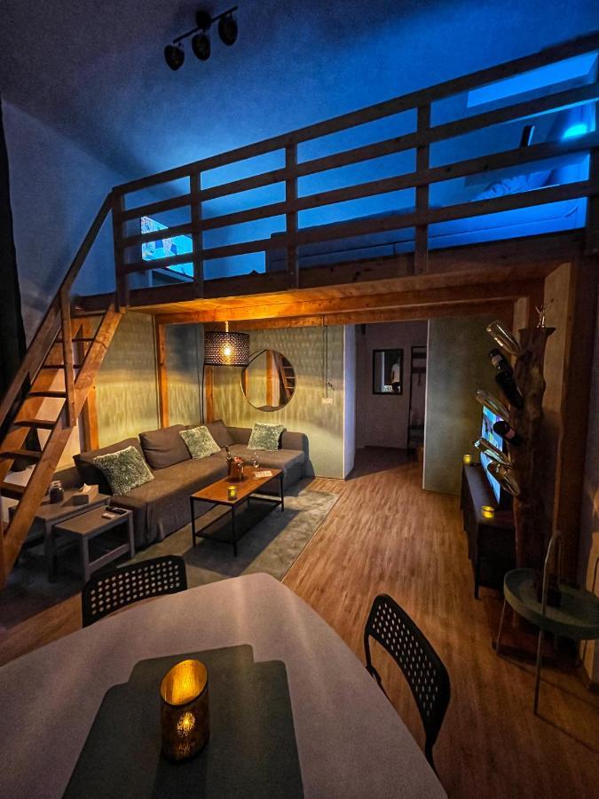 Ferienwohnung Zum Zollkran เทรียร์ ภายนอก รูปภาพ